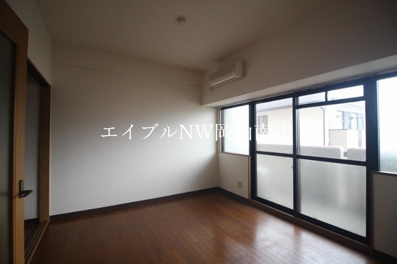  岡山市電清輝橋線<岡山電気軌道>/清輝橋駅 徒歩36分 2階 築26年