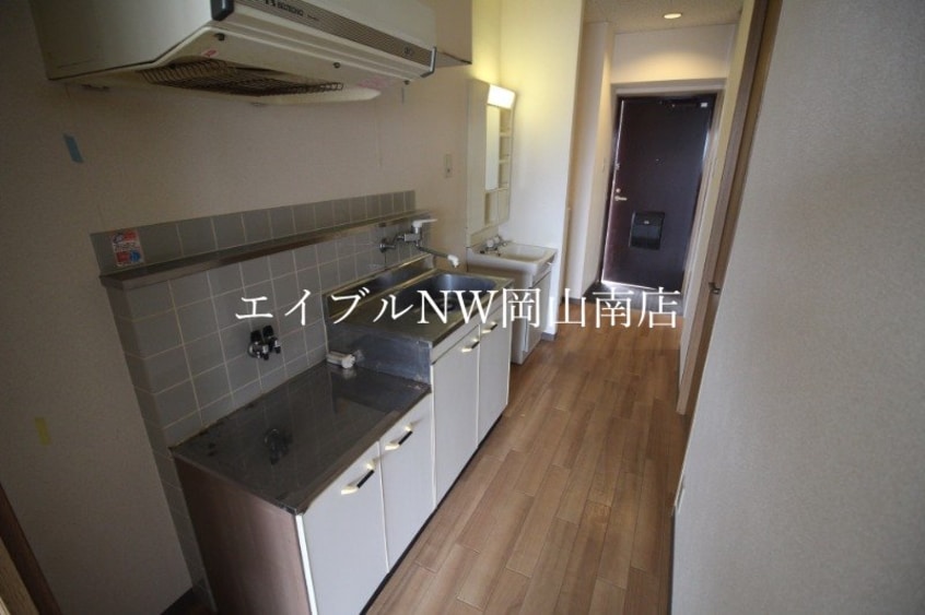  岡山市電清輝橋線<岡山電気軌道>/清輝橋駅 徒歩36分 2階 築26年