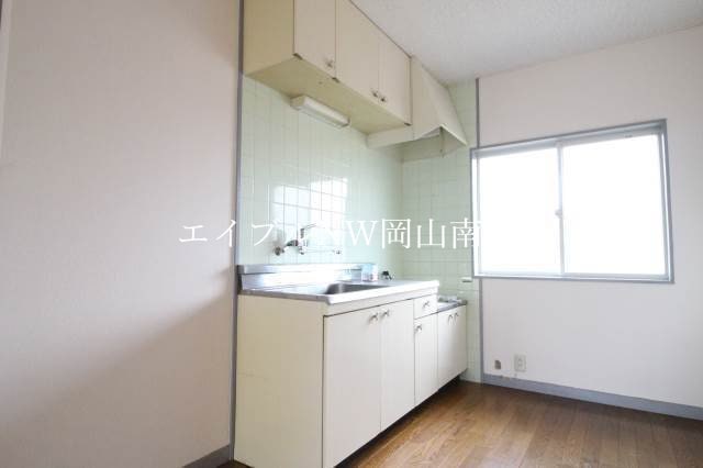  宇野線<宇野みなと線>/備前西市駅 徒歩13分 1階 築30年