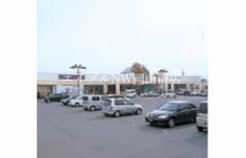 山陽マルナカ平福店(スーパー)まで271m 岡山市電東山本線<岡山電気軌道>/東山・おかでんミュージアム駅 徒歩72分 1階 築19年