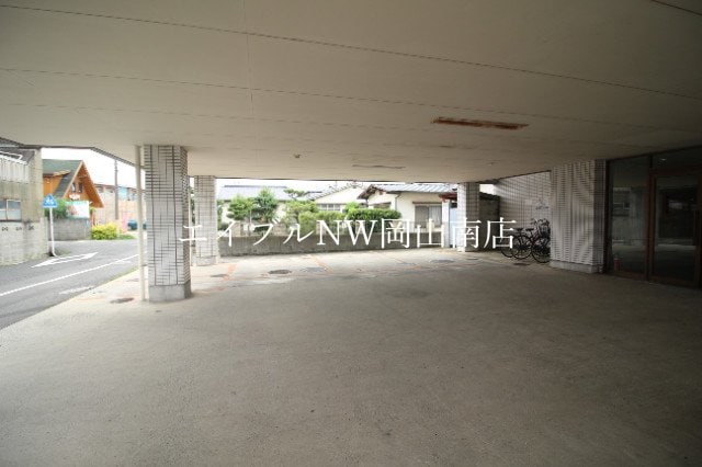  岡山市電清輝橋線<岡山電気軌道>/清輝橋駅 徒歩42分 2階 築34年