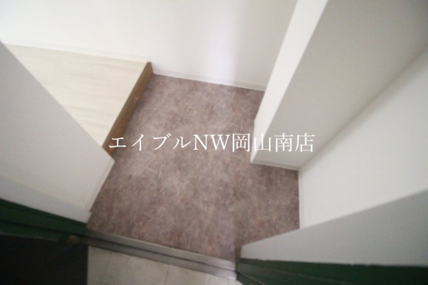  岡山市電清輝橋線<岡山電気軌道>/清輝橋駅 徒歩42分 2階 築34年