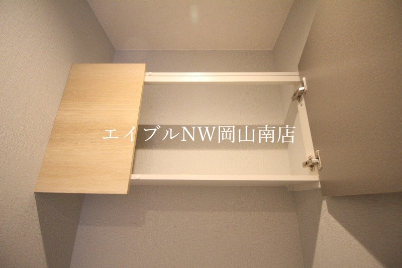  岡山市電清輝橋線<岡山電気軌道>/清輝橋駅 徒歩18分 3階 築2年