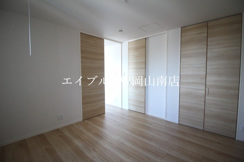  岡山市電清輝橋線<岡山電気軌道>/清輝橋駅 徒歩18分 3階 築2年