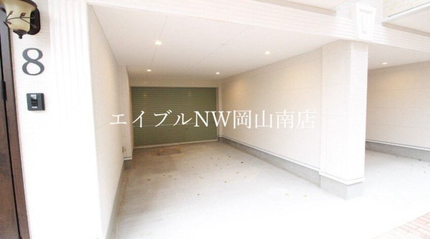 屋根付き駐車場 宇野線<宇野みなと線>/大元駅 徒歩9分 1階 築7年