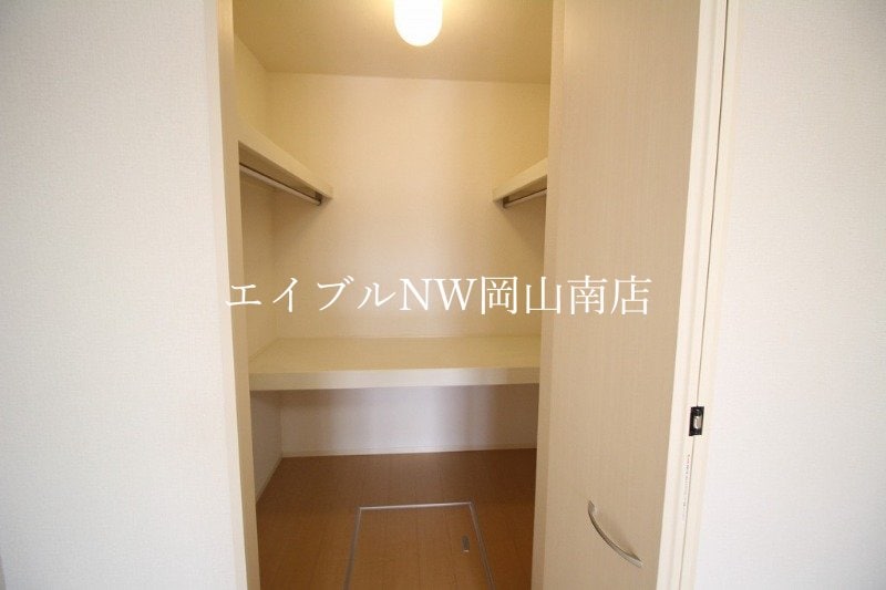  岡山市電東山本線<岡山電気軌道>/城下駅 徒歩19分 1階 築13年