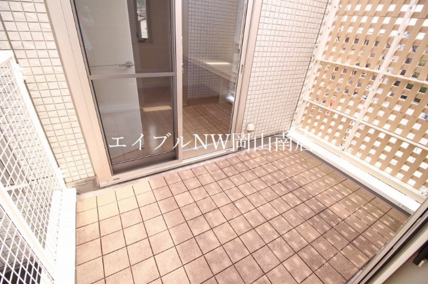  岡山市電東山本線<岡山電気軌道>/城下駅 徒歩19分 1階 築13年