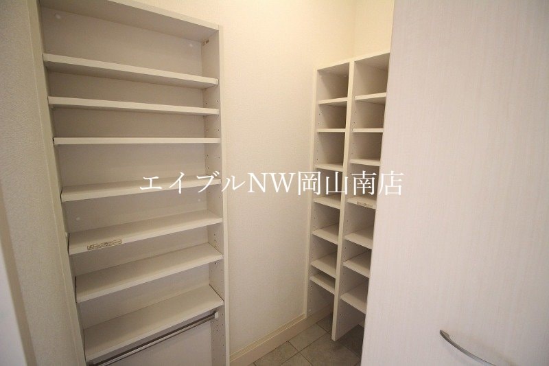  岡山市電東山本線<岡山電気軌道>/城下駅 徒歩19分 1階 築13年