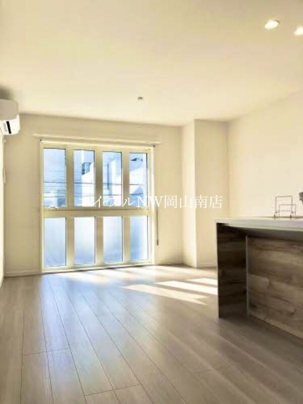  岡山市電清輝橋線<岡山電気軌道>/清輝橋駅 徒歩24分 2階 築3年
