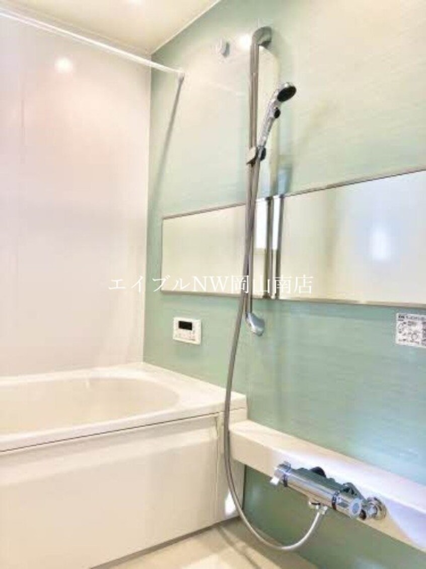  岡山市電清輝橋線<岡山電気軌道>/清輝橋駅 徒歩24分 2階 築3年