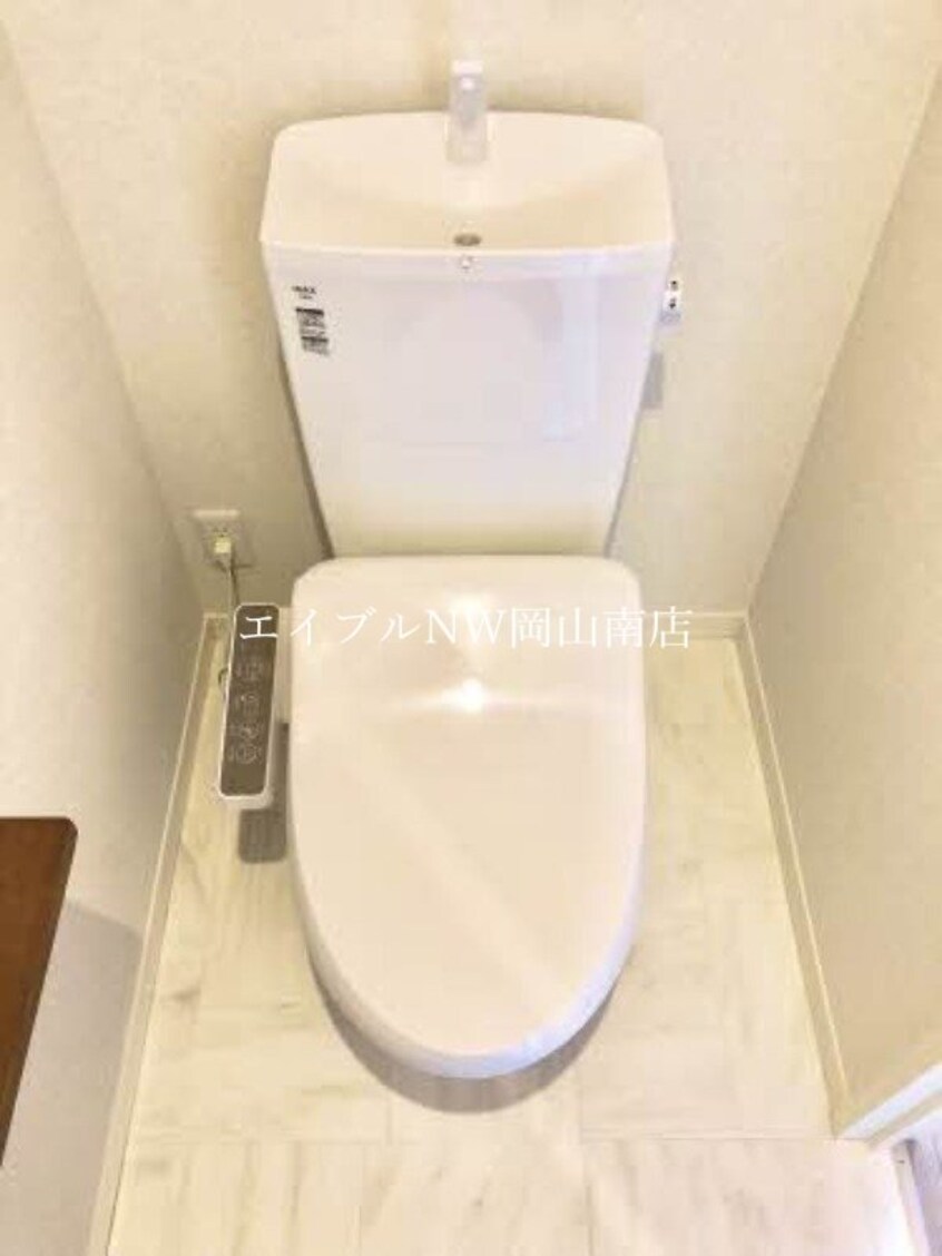  岡山市電清輝橋線<岡山電気軌道>/清輝橋駅 徒歩24分 2階 築3年