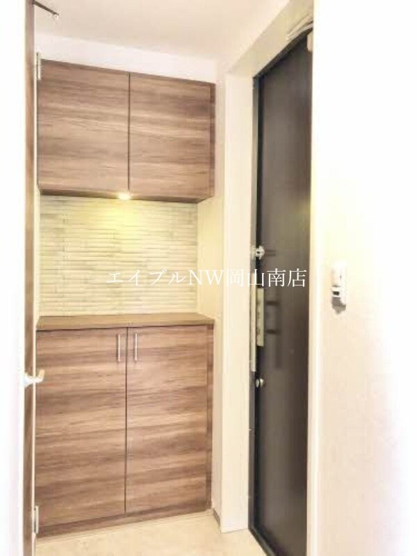  岡山市電清輝橋線<岡山電気軌道>/清輝橋駅 徒歩24分 2階 築3年