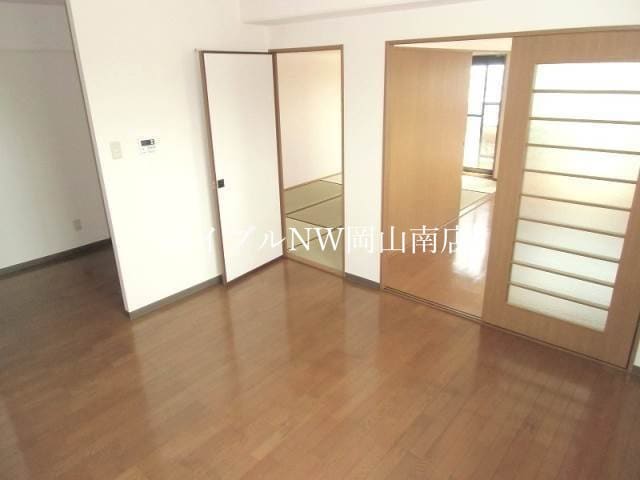 リビング 宇野線<宇野みなと線>/備前西市駅 徒歩78分 3階 築27年