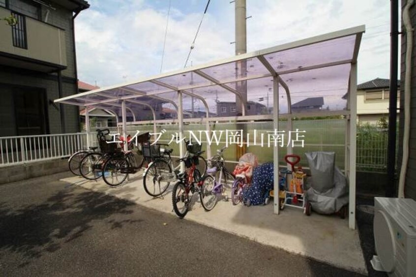  岡山市電東山本線<岡山電気軌道>/東山・おかでんミュージアム駅 徒歩81分 2階 築27年