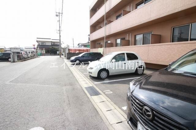 駐車場 宇野線<宇野みなと線>/大元駅 徒歩33分 1階 築17年