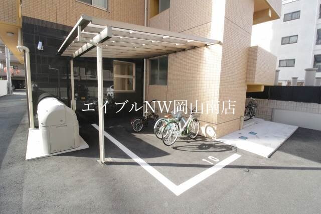  岡山市電東山本線<岡山電気軌道>/中納言駅 徒歩11分 7階 築8年