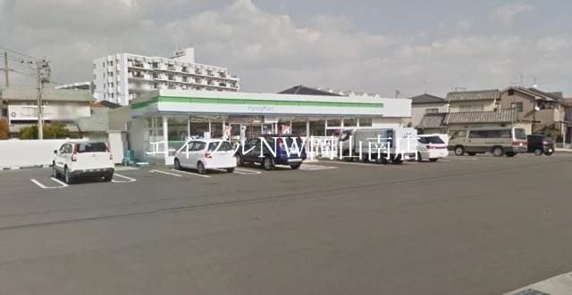 ファミリーマート岡山万倍店(コンビニ)まで669m 宇野線<宇野みなと線>/備前西市駅 徒歩5分 3階 築4年