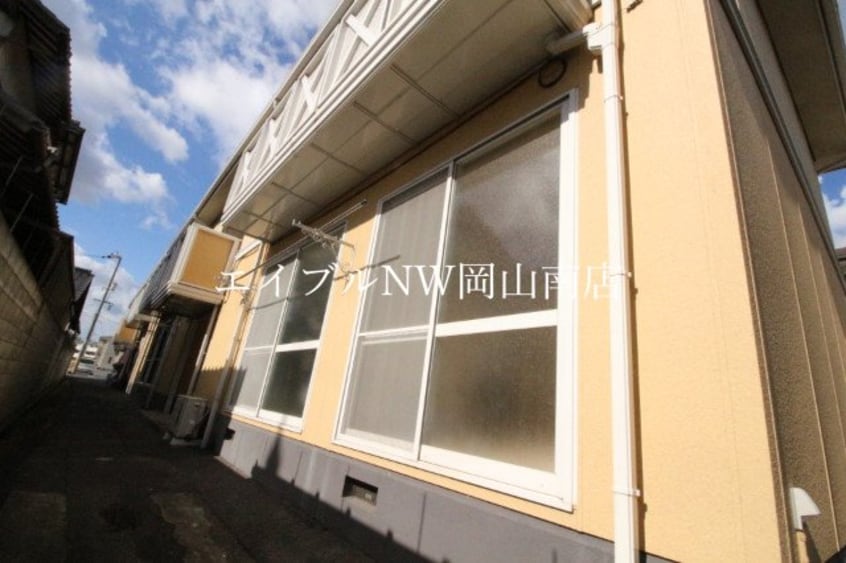  宇野線<宇野みなと線>/備前西市駅 徒歩42分 1階 築32年