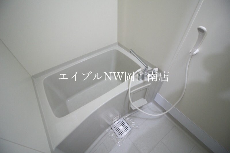  宇野線<宇野みなと線>/備前西市駅 徒歩42分 1階 築32年