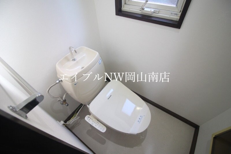  宇野線<宇野みなと線>/備前西市駅 徒歩42分 1階 築32年