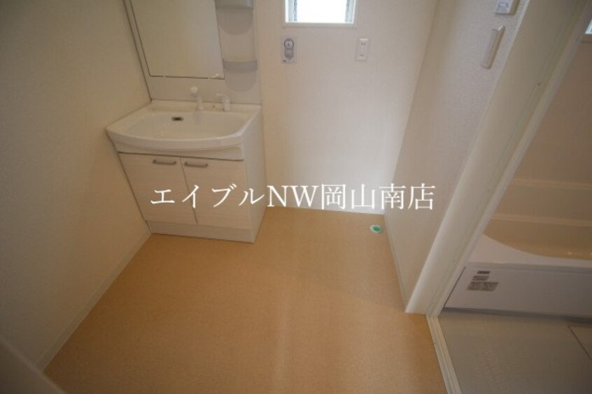  宇野線<宇野みなと線>/常山駅 徒歩42分 2階 築4年