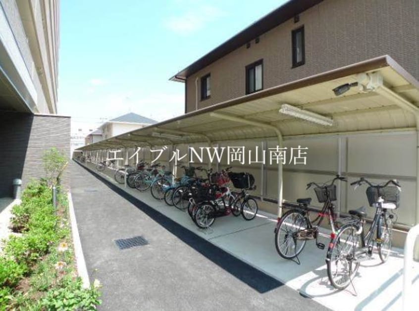  山陽本線（中国）/岡山駅 徒歩23分 1階 築10年
