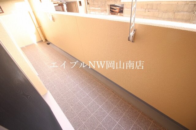  岡山市電東山本線<岡山電気軌道>/東山・おかでんミュージアム駅 徒歩14分 5階 築5年