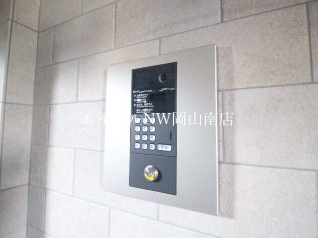  山陽本線（中国）/北長瀬駅 徒歩15分 2階 築3年