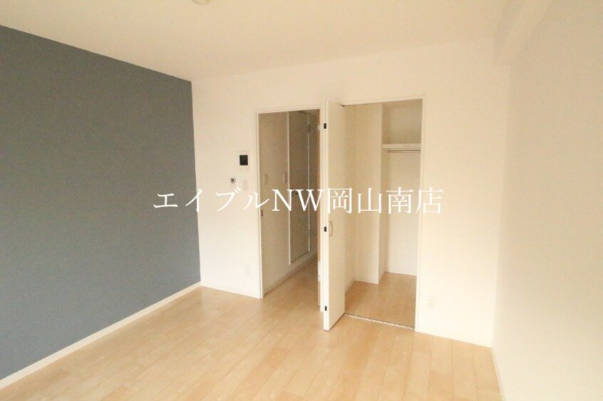  山陽本線（中国）/北長瀬駅 徒歩15分 2階 築3年