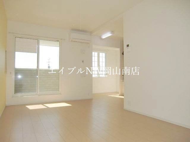 リビング 宇野線<宇野みなと線>/備前田井駅 徒歩7分 2階 築10年