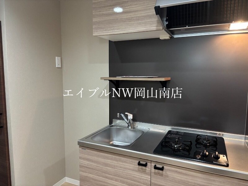  岡山市電清輝橋線<岡山電気軌道>/清輝橋駅 徒歩17分 1階 築1年