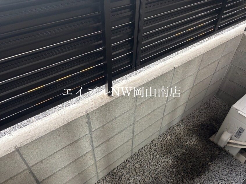  岡山市電清輝橋線<岡山電気軌道>/清輝橋駅 徒歩17分 1階 築1年