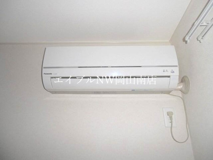 エアコン 山陽本線（中国）/岡山駅 バス41分岡電バス・緑町下車:停歩6分 2階 築15年