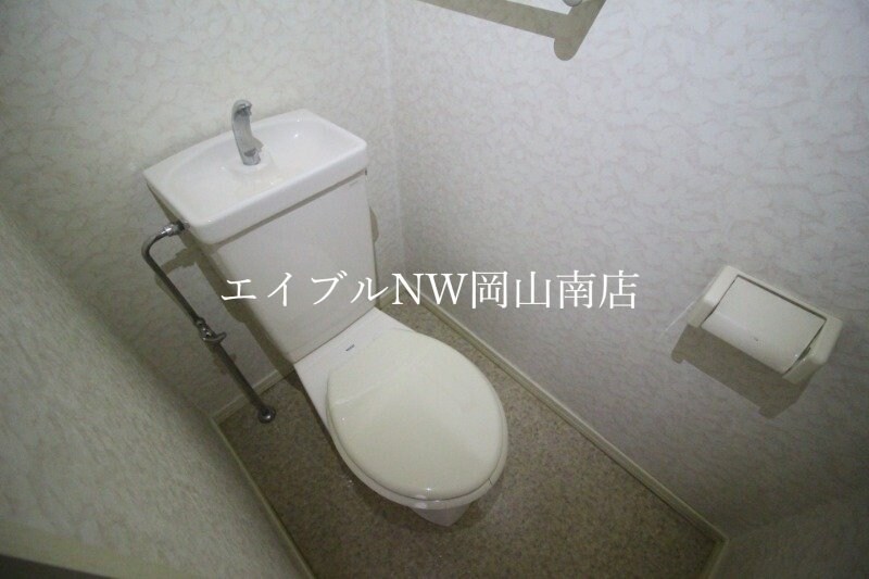  宇野線<宇野みなと線>/備前西市駅 徒歩76分 2階 築30年