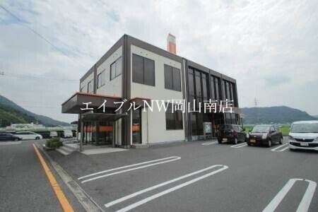 おかやま信用金庫荘内支店(銀行)まで736m 宇野線<宇野みなと線>/常山駅 徒歩19分 2階 築28年