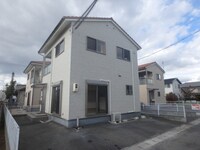 田中成和戸建貸家E棟