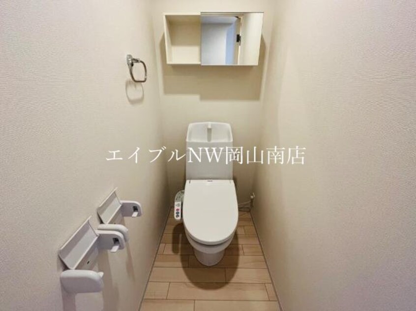 シャワー付トイレ 宇野線<宇野みなと線>/妹尾駅 徒歩22分 2階 築1年