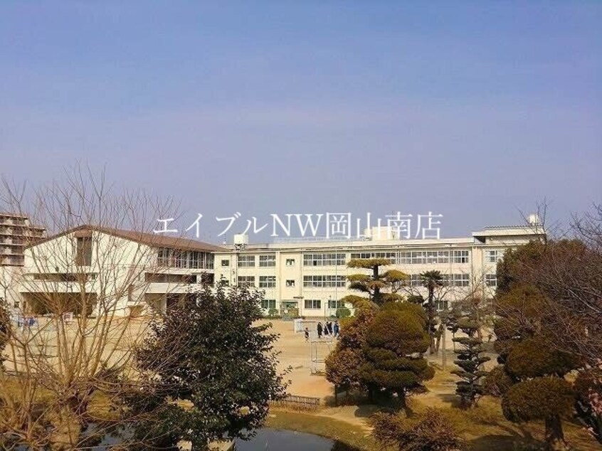 岡山市立岡山中央小学校(小学校)まで1136m 岡山市電清輝橋線<岡山電気軌道>/郵便局前駅 徒歩2分 7階 築1年