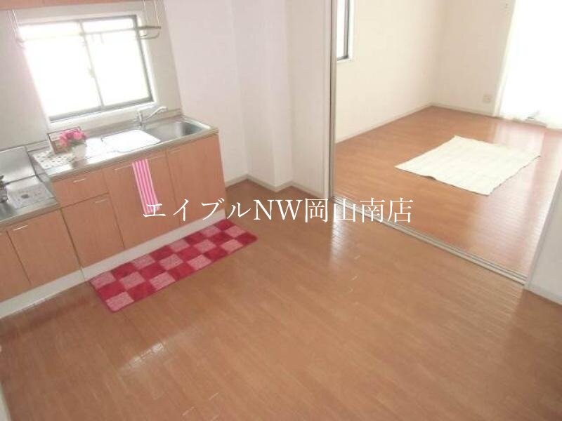  岡山市電清輝橋線<岡山電気軌道>/清輝橋駅 徒歩60分 2階 築25年