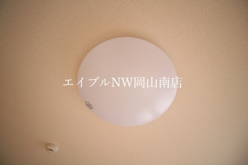  宇野線<宇野みなと線>/備前西市駅 徒歩53分 1階 築17年