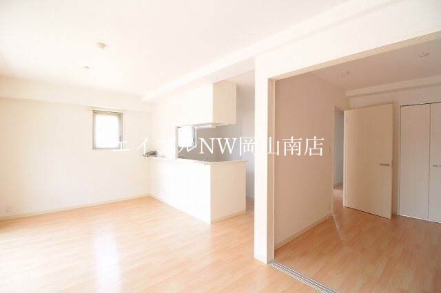  岡山市電清輝橋線<岡山電気軌道>/清輝橋駅 徒歩39分 2階 築10年