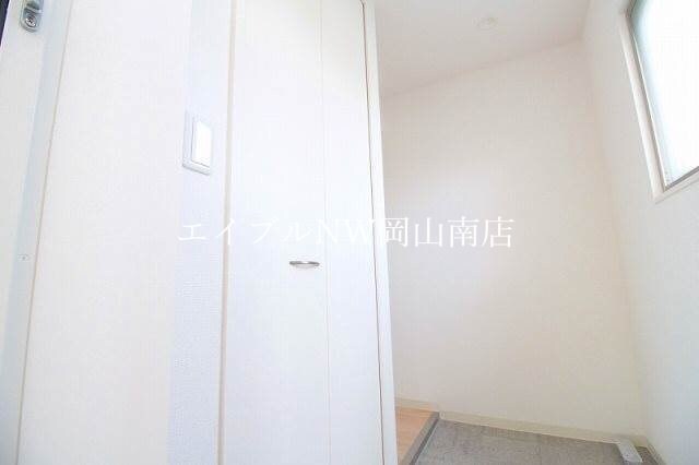  岡山市電清輝橋線<岡山電気軌道>/清輝橋駅 徒歩39分 2階 築10年