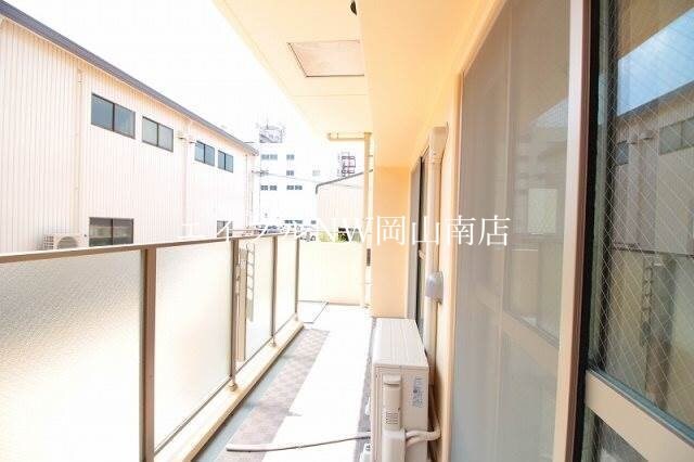  岡山市電清輝橋線<岡山電気軌道>/清輝橋駅 徒歩39分 2階 築10年