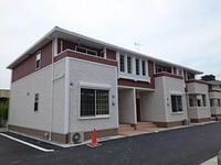 グランド・ルミエール郡Ａ