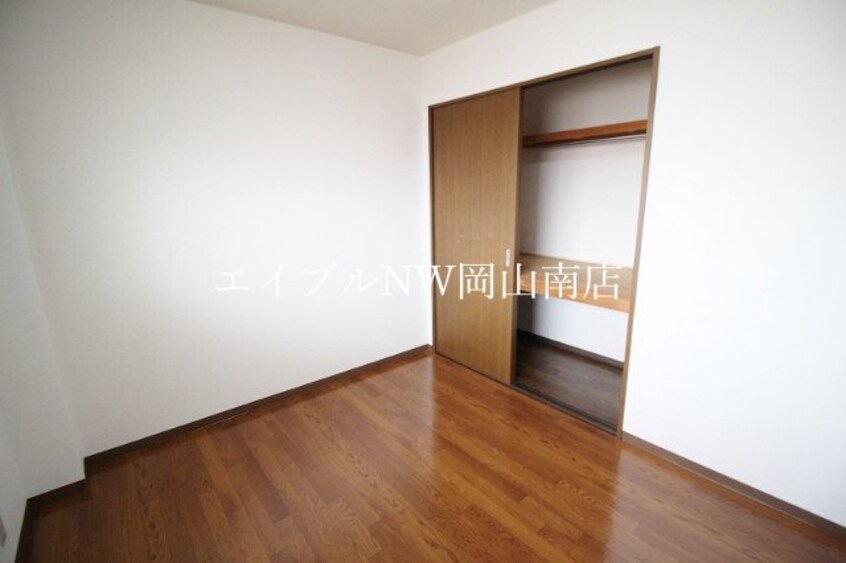  岡山市電東山本線<岡山電気軌道>/東山・おかでんミュージアム駅 徒歩80分 2階 築26年