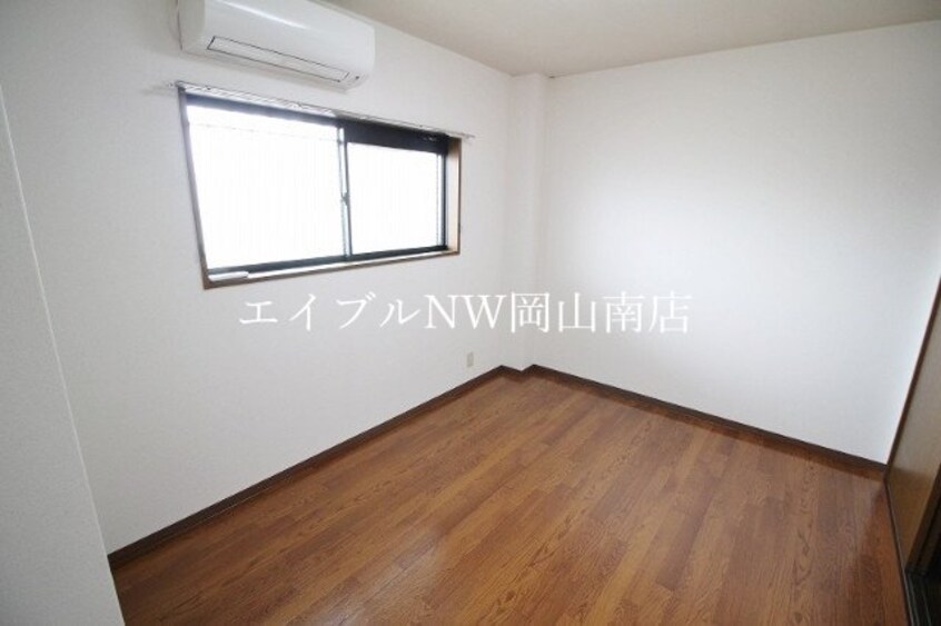  岡山市電東山本線<岡山電気軌道>/東山・おかでんミュージアム駅 徒歩80分 2階 築26年