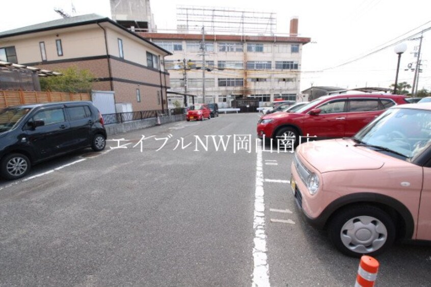 駐車場 吉備線<桃太郎線>/大安寺駅 徒歩17分 1階 築26年