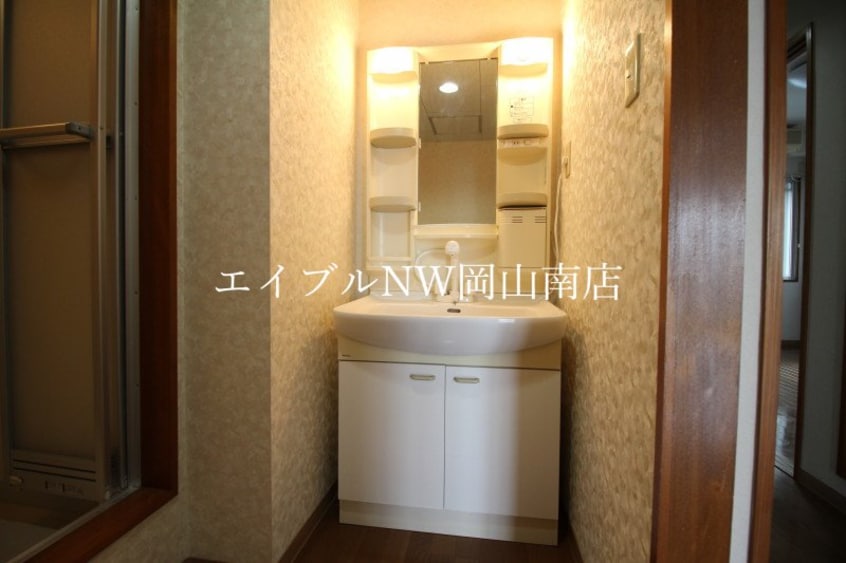  宇野線<宇野みなと線>/備前西市駅 徒歩14分 3階 築27年