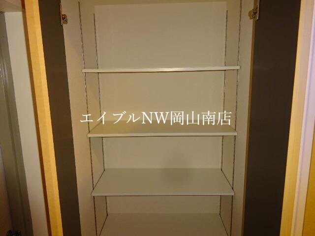 収納 山陽本線（中国）/岡山駅 徒歩30分 1階 築8年