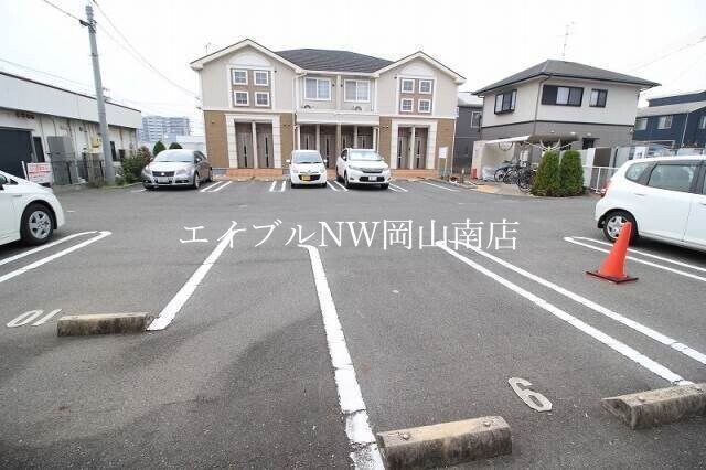  岡山市電清輝橋線<岡山電気軌道>/清輝橋駅 徒歩35分 1階 築17年